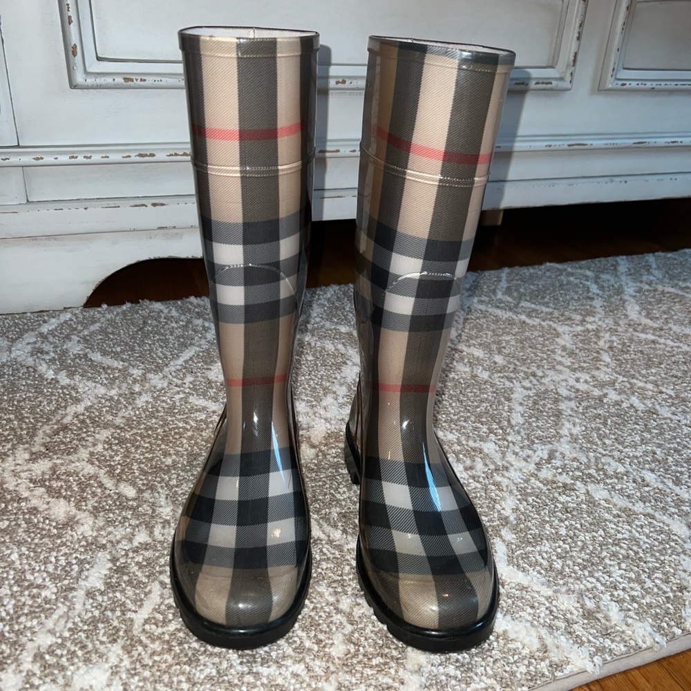 COPY - COPY - COPY - COPY - Burberry rain boots